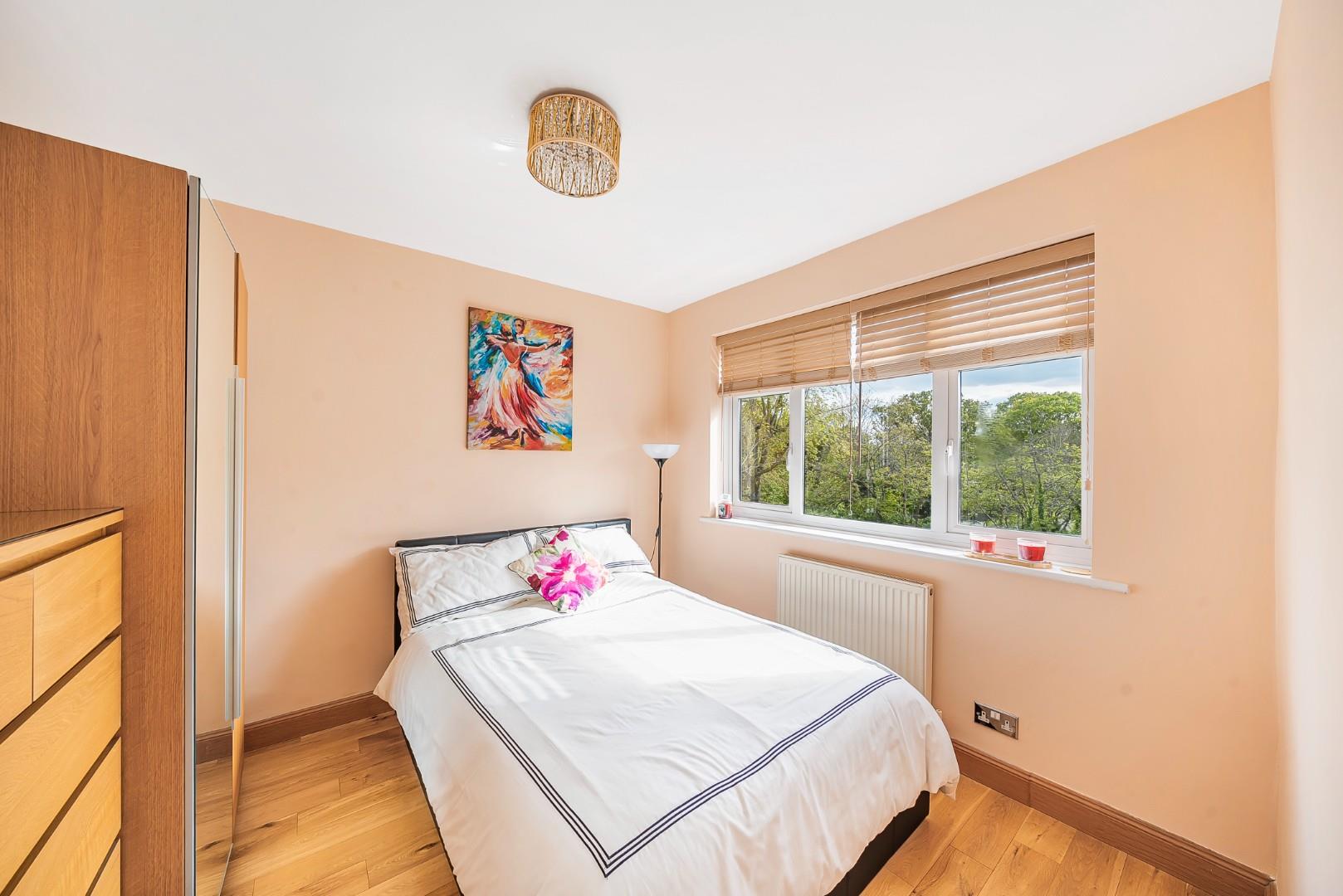 Grants Close, Mill Hill, London
